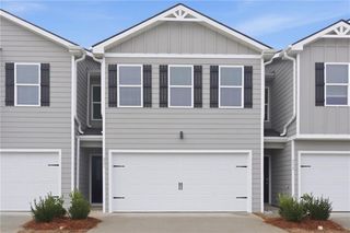 220 Norchester Avenue, Hogansville, GA 30230