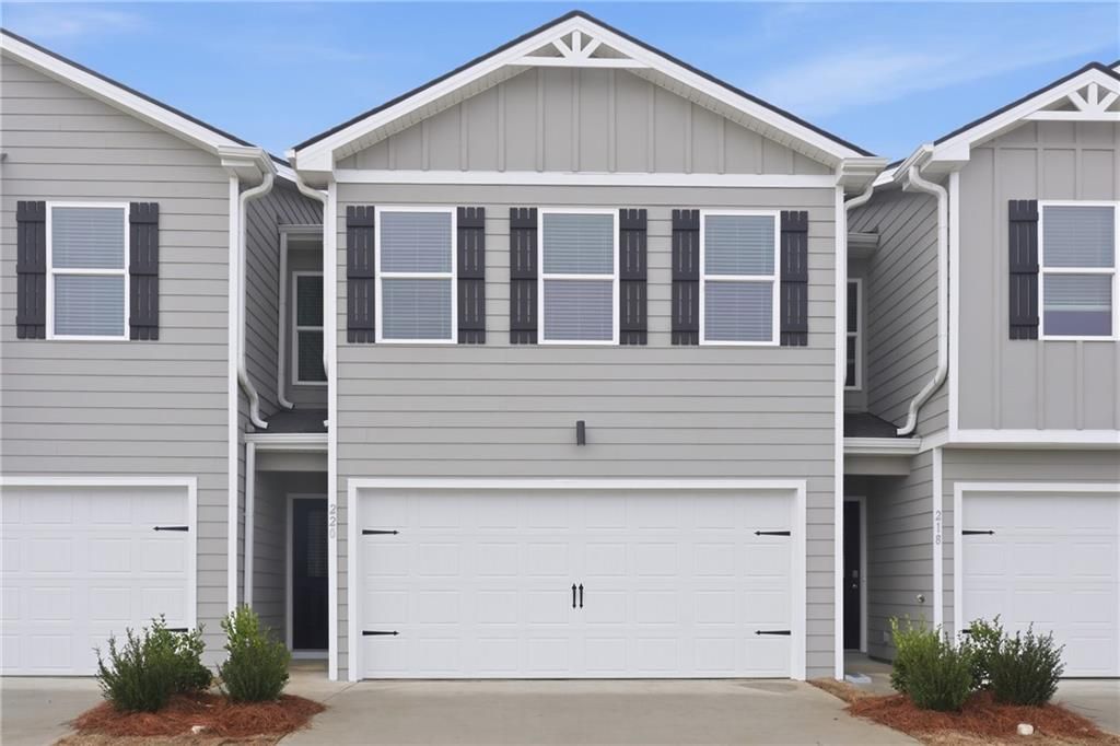 220 Norchester Avenue, Hogansville, GA 30230