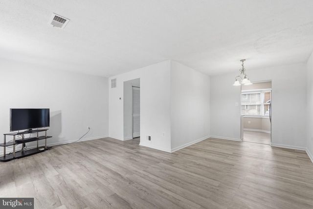 7938 SHARPSBURG CT, Manassas, VA 20109