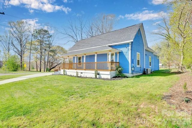 512 S 12th Street, Bessemer City, NC 28016