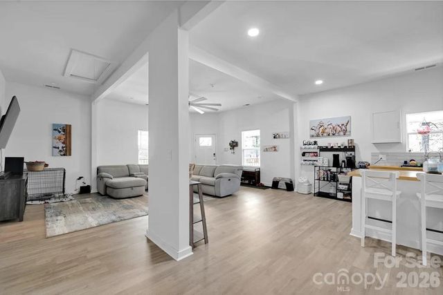 512 S 12th Street, Bessemer City, NC 28016