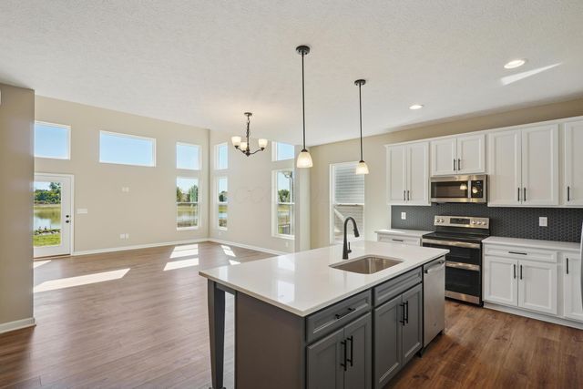 738 Clark Drive, Reynoldsburg, OH 43068