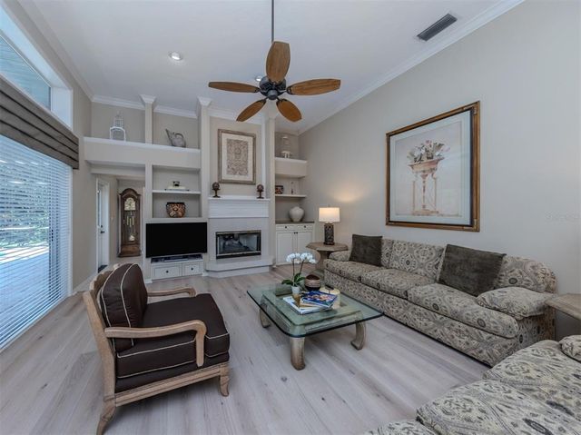 273 ROYAL OAK WAY, Venice, FL 34292