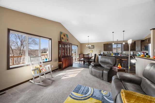 13883 306th Avenue NW, Princeton, MN 55371