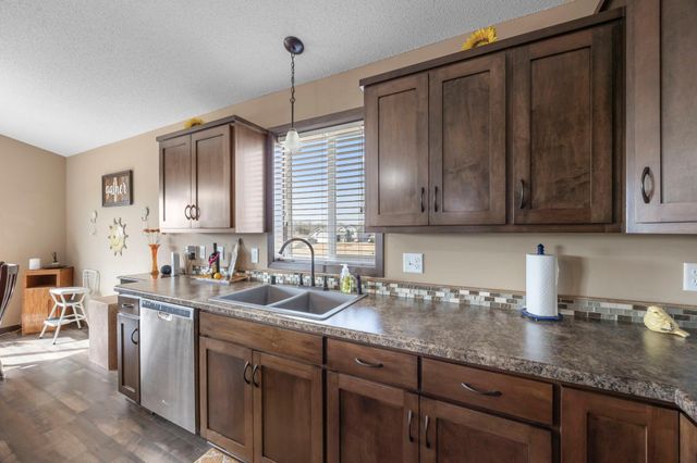 13883 306th Avenue NW, Princeton, MN 55371