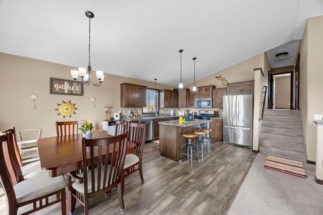 13883 306th Avenue NW, Princeton, MN 55371