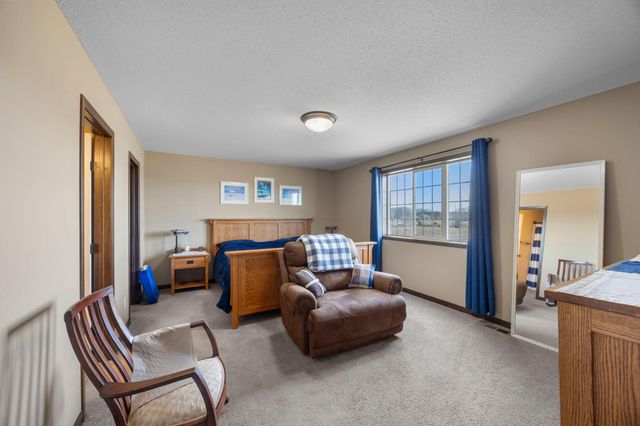 13883 306th Avenue NW, Princeton, MN 55371