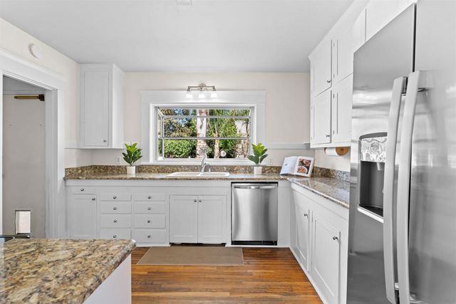 4194 Stephens, San Diego, CA 92103