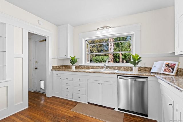 4194 Stephens, San Diego, CA 92103