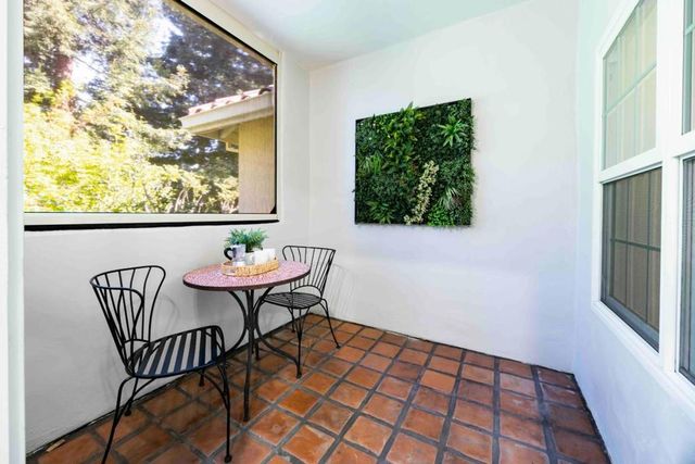 1120 Carlos Privada, Mountain View, CA 94040