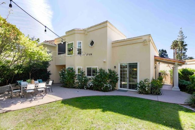 1120 Carlos Privada, Mountain View, CA 94040