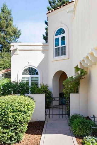 1120 Carlos Privada, Mountain View, CA 94040