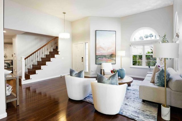 1120 Carlos Privada, Mountain View, CA 94040