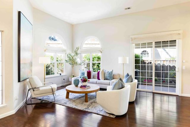 1120 Carlos Privada, Mountain View, CA 94040