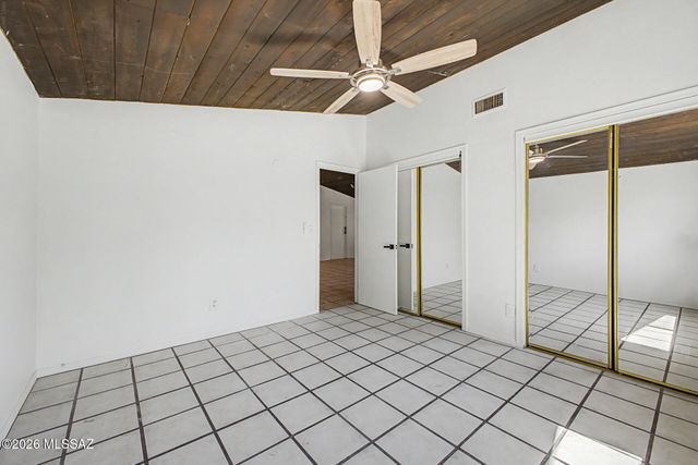 5531 S Olympia Stravenue, Tucson, AZ 85706
