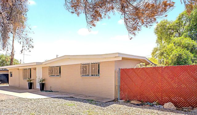 5531 S Olympia Stravenue, Tucson, AZ 85706