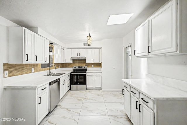 5531 S Olympia Stravenue, Tucson, AZ 85706