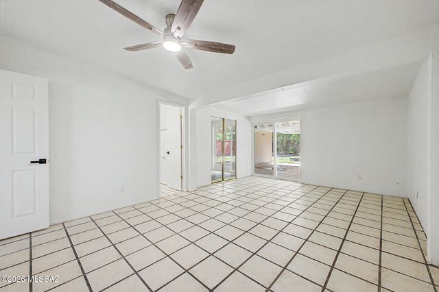 5531 S Olympia Stravenue, Tucson, AZ 85706