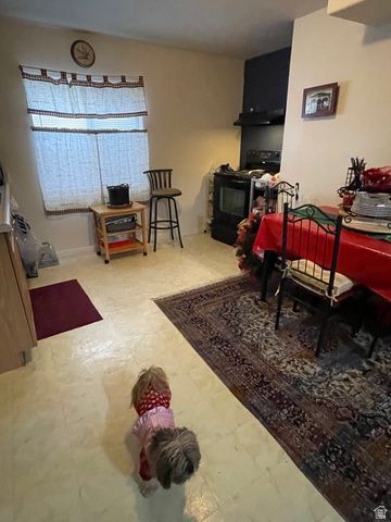 8019 MADISON NAN DR, West Jordan, UT 84088