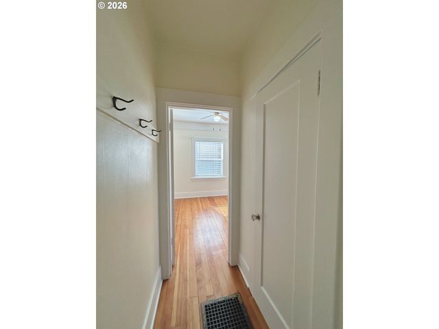 2202 Ne EVERETT St, Portland, OR 97232