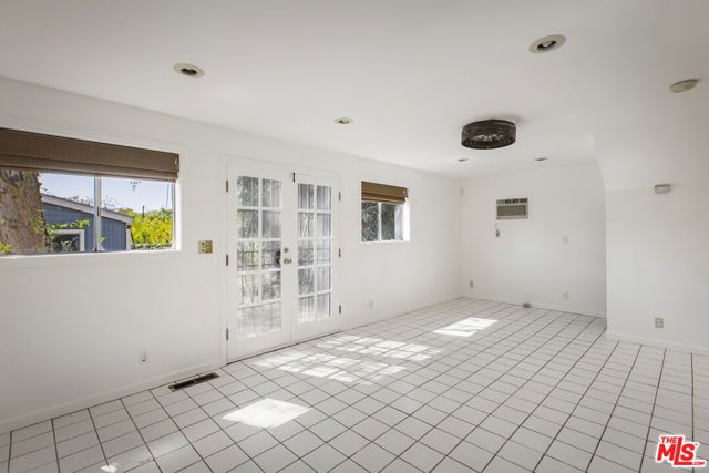 803 Brooks Avenue, Pasadena, CA 91103
