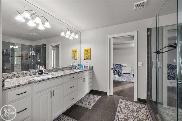 4919 Park Manor Drive, Troy, MI 48098