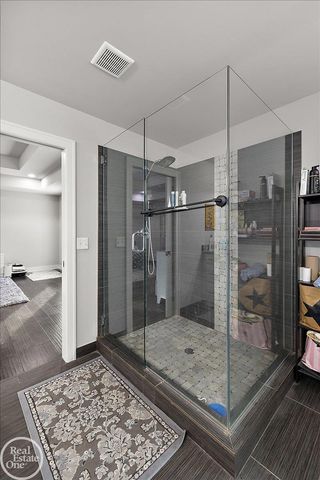 4919 Park Manor Drive, Troy, MI 48098