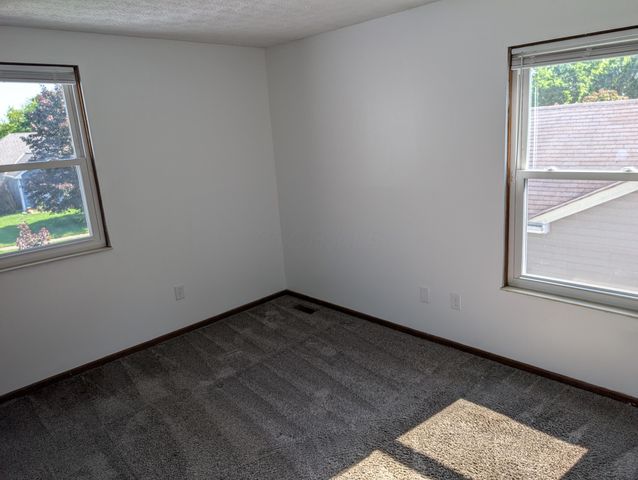 7699 Stow Acres Place, Pickerington, OH 43147