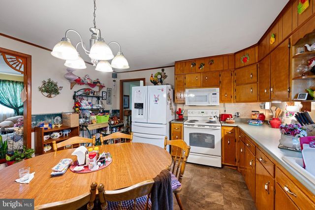 3302 BARRATTS CHAPEL RD, Frederica, DE 19946