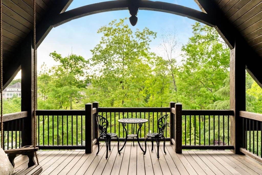 Image 87 of property listing at 550 Blue Heron Way, Milton, GA 30004