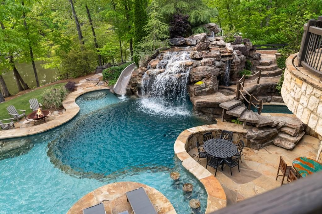 Image 92 of property listing at 550 Blue Heron Way, Milton, GA 30004