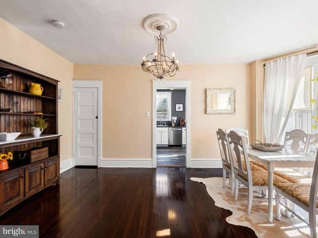 9 W CHELTON RD, Brookhaven, PA 19015