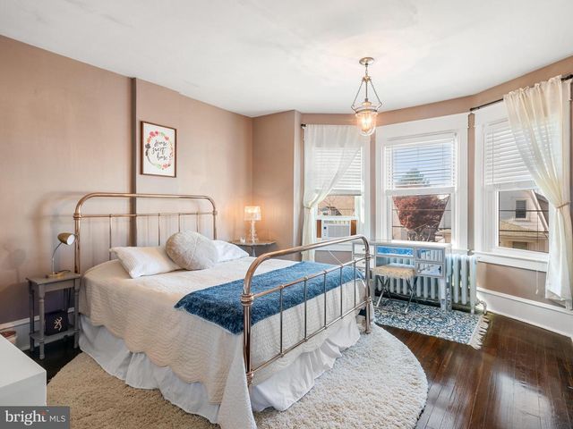 9 W CHELTON RD, Brookhaven, PA 19015