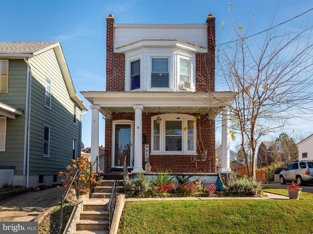 9 W CHELTON RD, Brookhaven, PA 19015