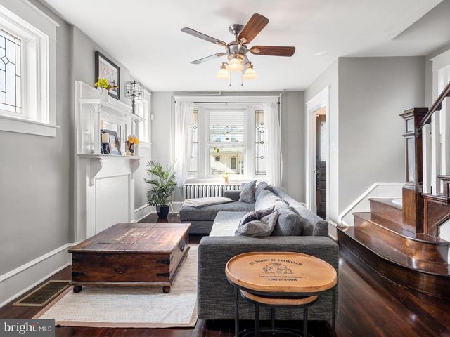 9 W CHELTON RD, Brookhaven, PA 19015