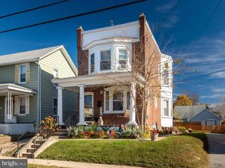 9 W CHELTON RD, Brookhaven, PA 19015