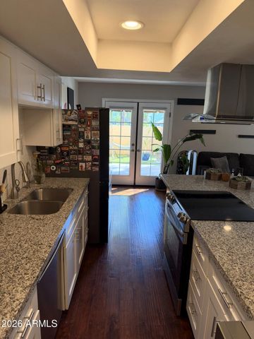 10410 N 9TH Street 2, Phoenix, AZ 85020