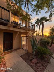 10410 N 9TH Street 2, Phoenix, AZ 85020