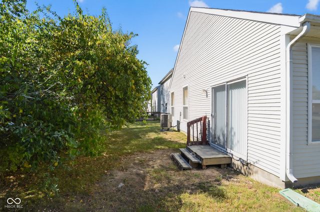 8231 Pelham Place, Indianapolis, IN 46216