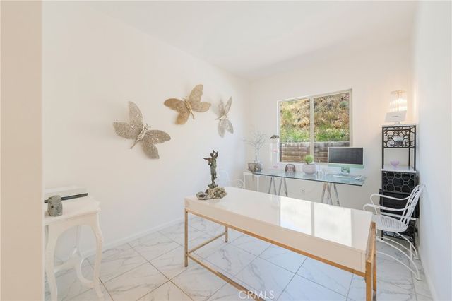 11986 Sagecrest Court, Corona, CA 92883