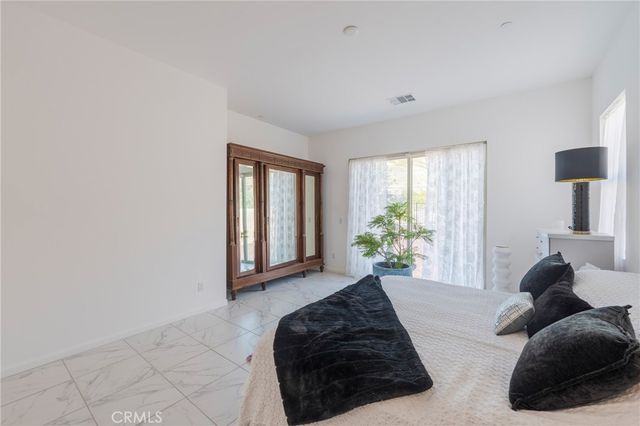 11986 Sagecrest Court, Corona, CA 92883