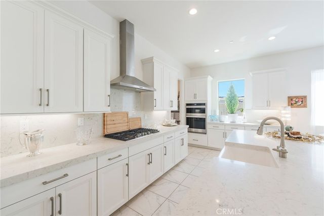 11986 Sagecrest Court, Corona, CA 92883