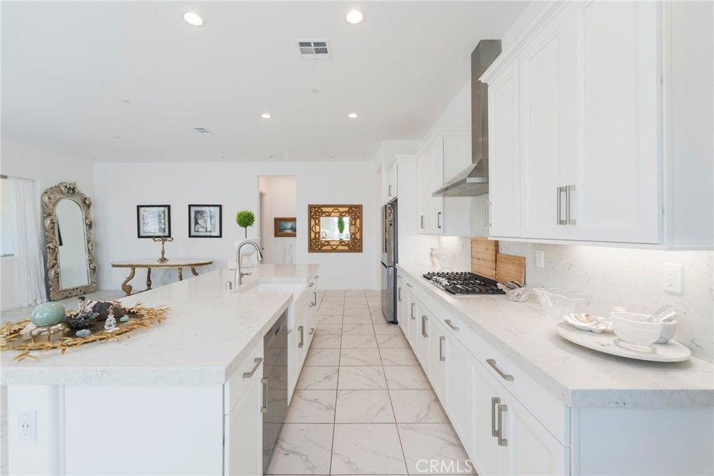 11986 Sagecrest Court, Corona, CA 92883