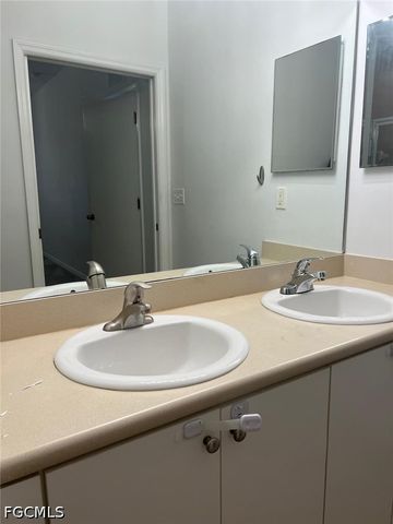 8358 Bernwood Cove LOOP 704, Fort Myers, FL 33966