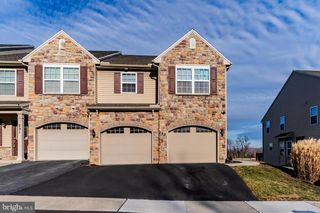 289 FIELDSTONE CT #94, New Cumberland, PA 17070