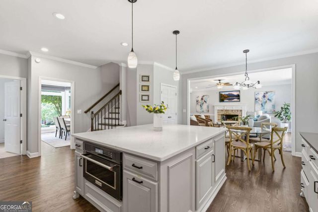 112 Grandcrest Drive, Suwanee, GA 30024