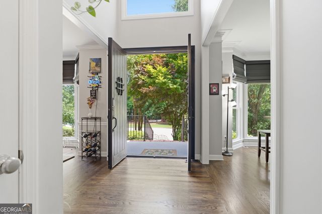 112 Grandcrest Drive, Suwanee, GA 30024