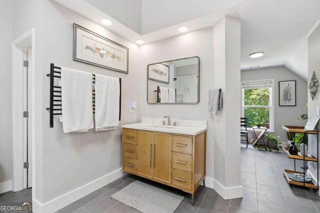 112 Grandcrest Drive, Suwanee, GA 30024
