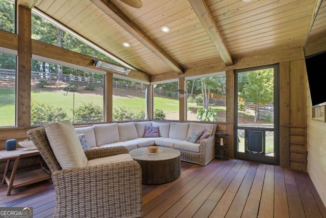 112 Grandcrest Drive, Suwanee, GA 30024