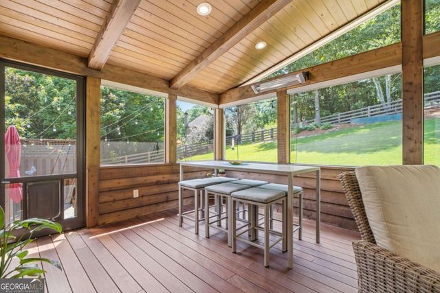 112 Grandcrest Drive, Suwanee, GA 30024